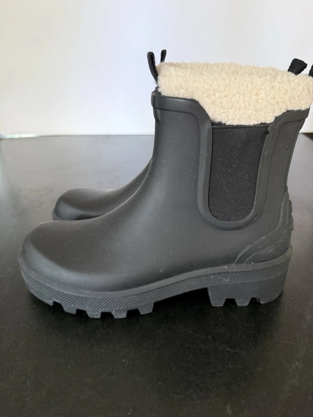 Cougar ignite waterproof Chelsea rain boots